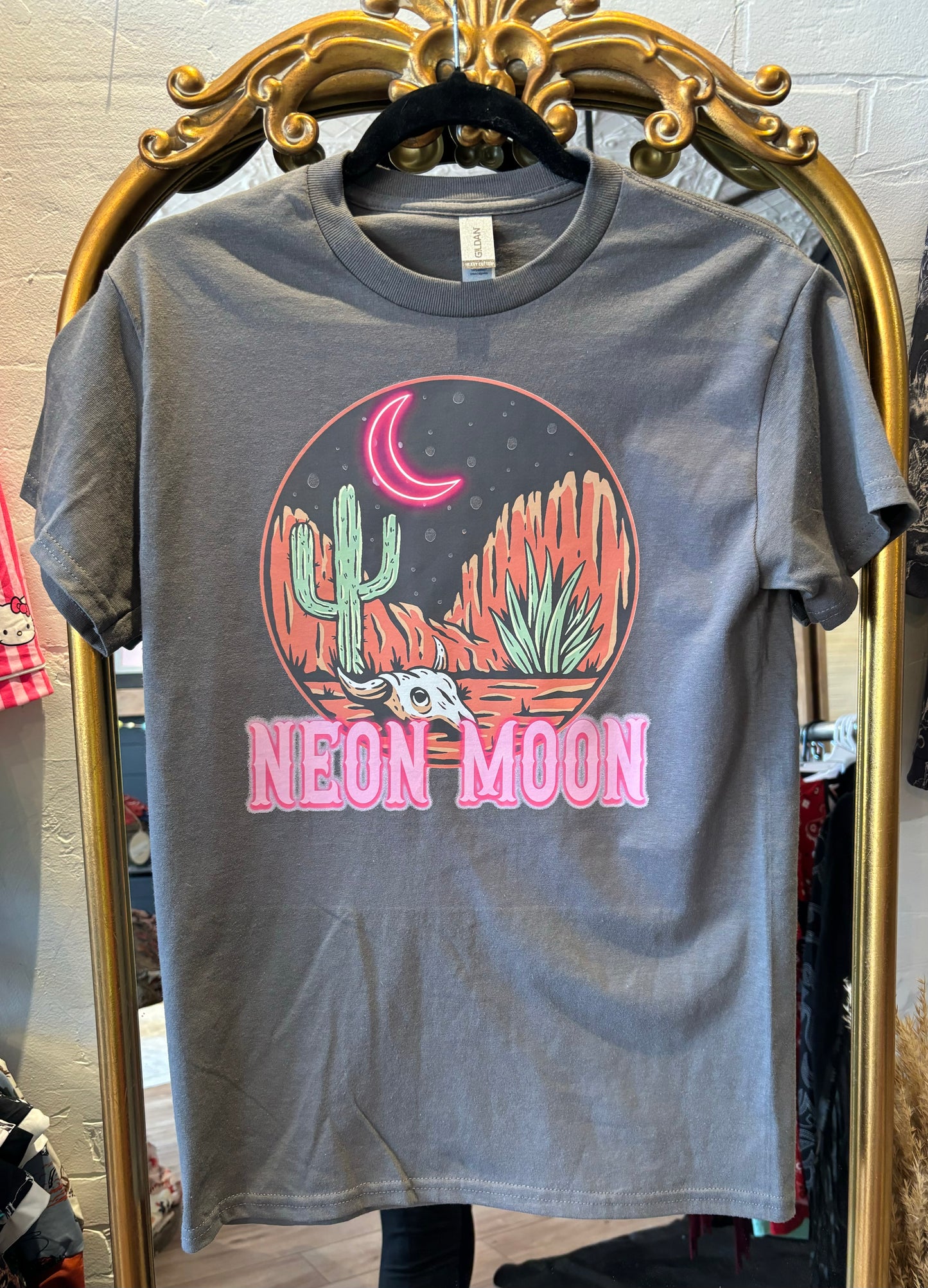 Neon moon tee