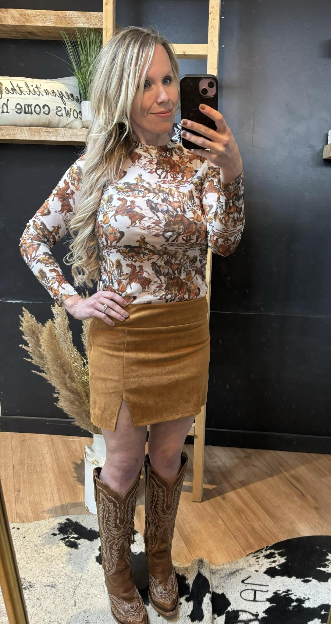 Suede side slit skort