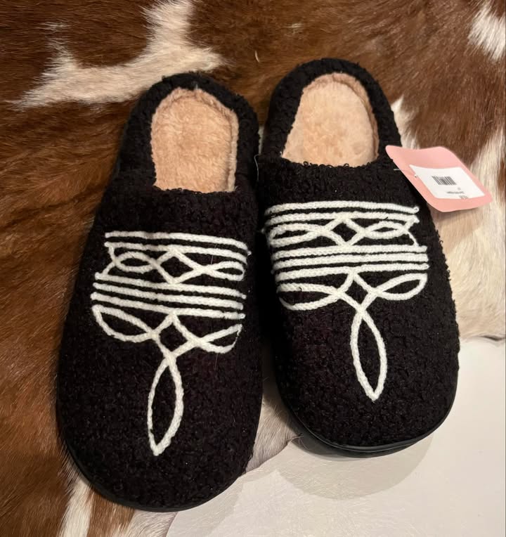 Boot stitch slippers