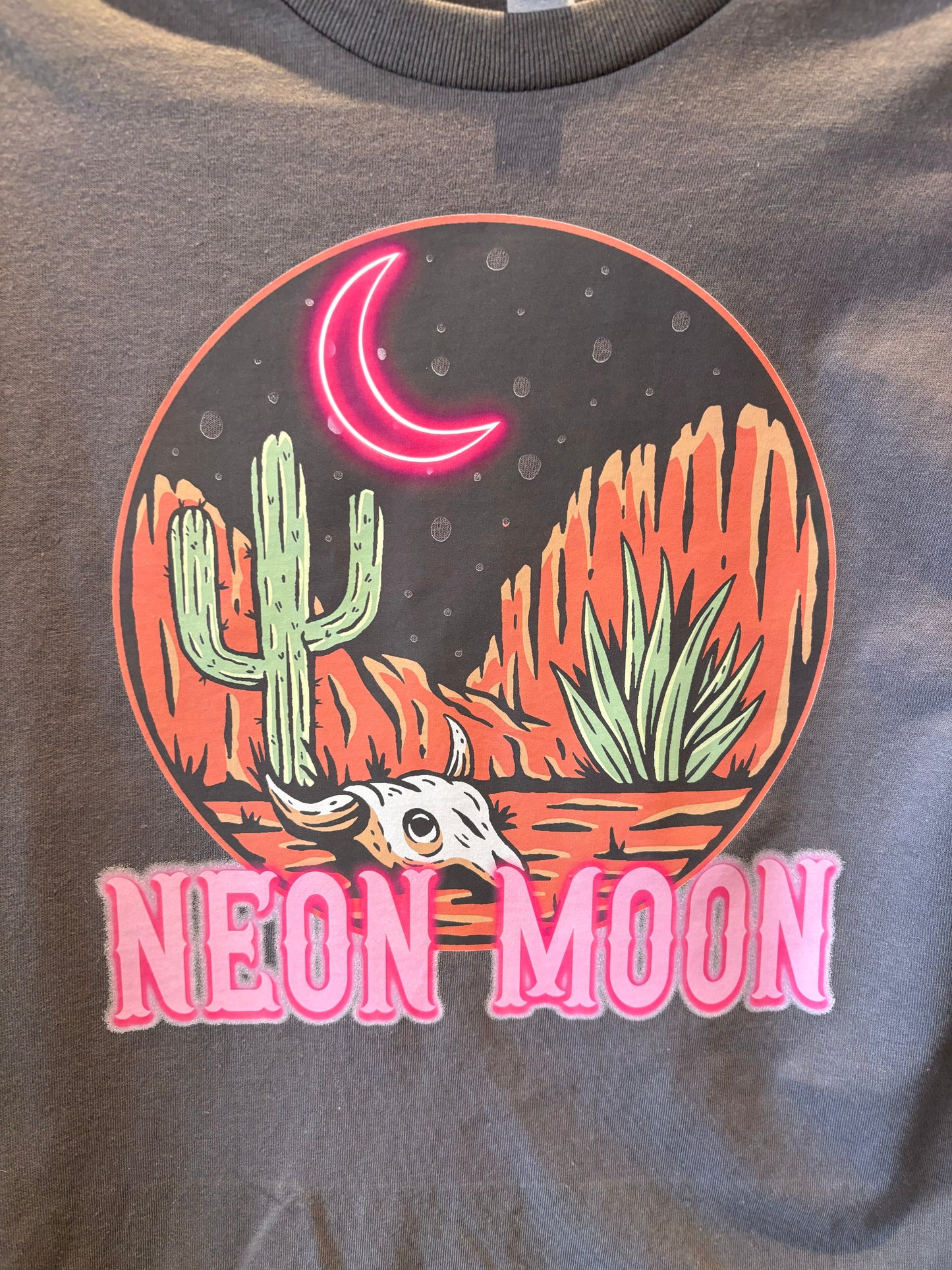 Neon moon tee