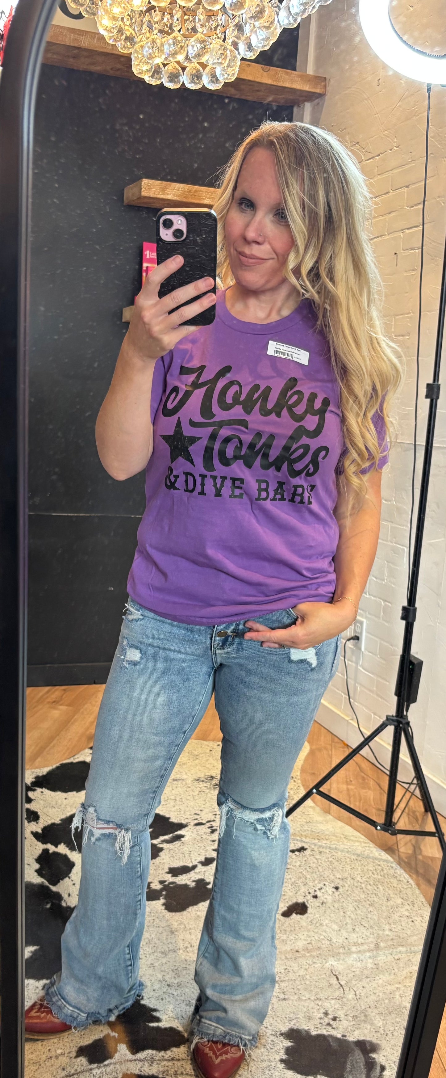 Honkey tonk & dive bars