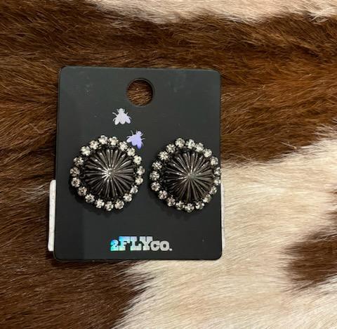 GIDDY UP CONCHO STUD *WHITE LIGHTNING