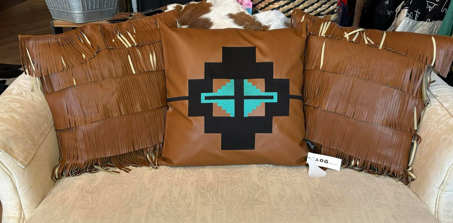 Fringe Flair * Saddle