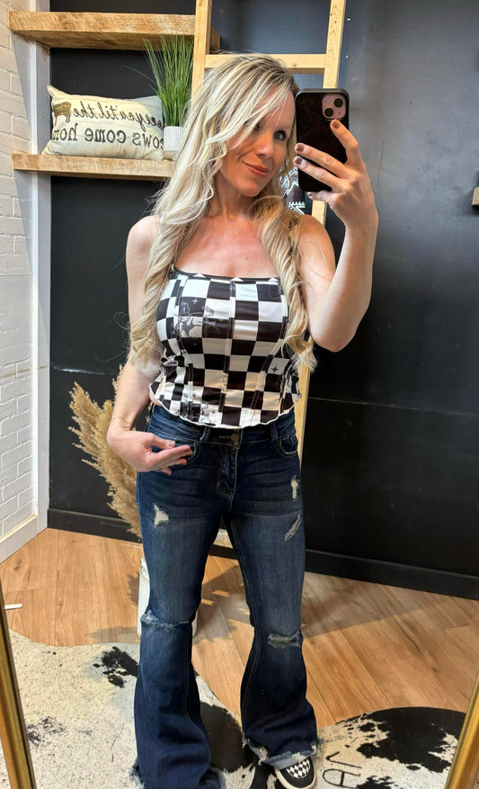 DISTRESSED MID RISE STRETCH FLARE