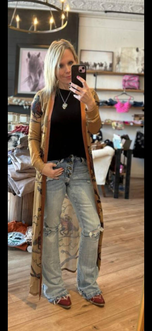 Petra 153 MID RISE STRETCH FLARE WITH FRAYED TROUSER HEM