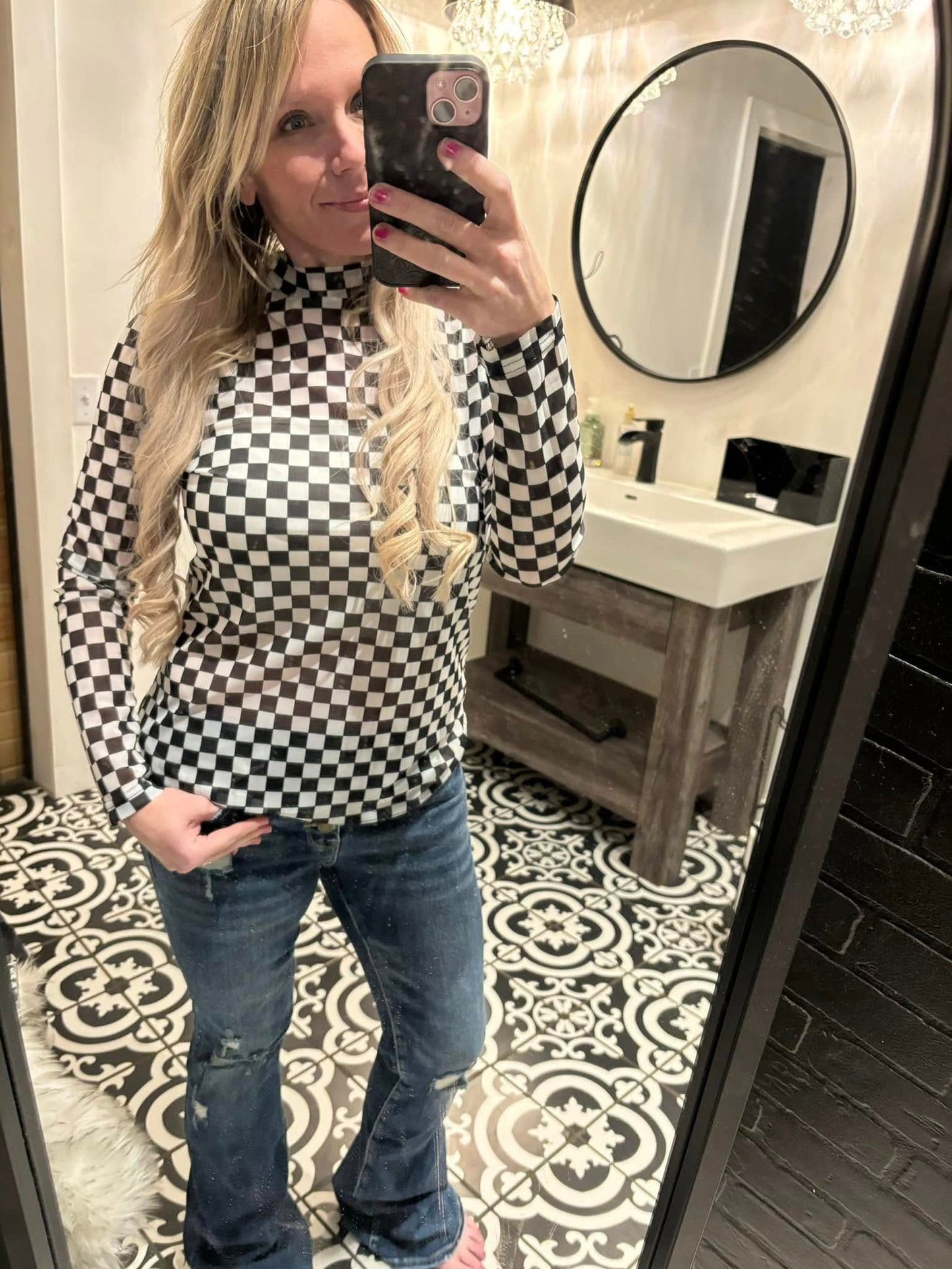 Round the track mesh